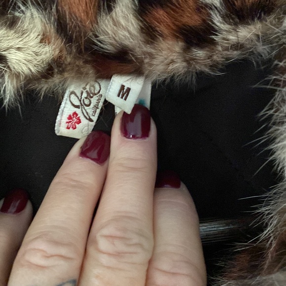 Vest - Picture 7 of 10